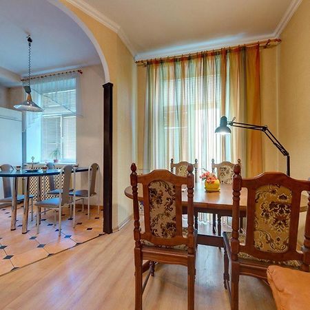 Apartments With Three Rooms On Shevchenko Blvd Kiev Ngoại thất bức ảnh